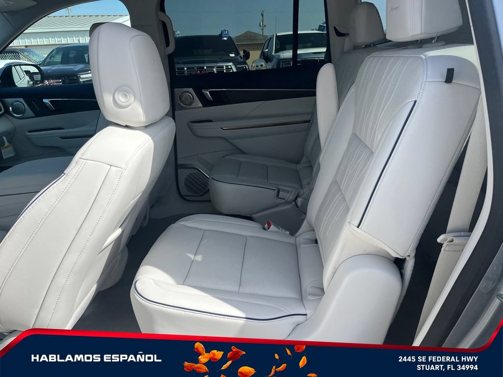 New 2026 Buick Enclave Avenir w/ Super Cruise Package AWD/4WD image 11
