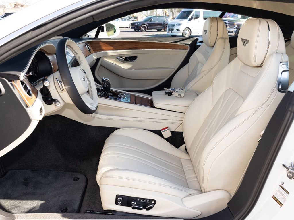 Used 2026 Bentley Continental GT image 27