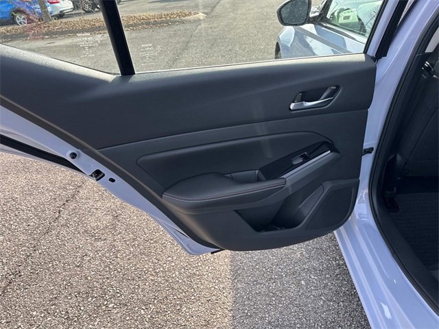 Used 2024 Nissan Altima 2.5 SR w/ SR Premium Package image 14