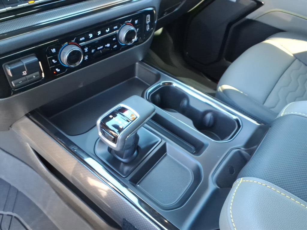 Used 2025 Chevrolet Silverado 1500 ZR2 w/ Technology Package image 23