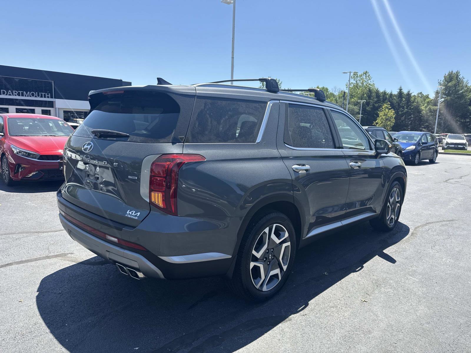 Used 2024 Hyundai Palisade SEL w/ Premium Package AWD/4WD image 8