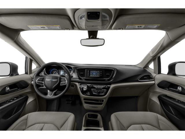 Used 2020 Chrysler Pacifica Touring image 13