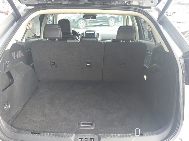 Used 2024 Ford Edge Titanium image 10