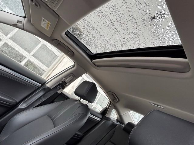 Used 2018 Honda Civic EX-L image 7