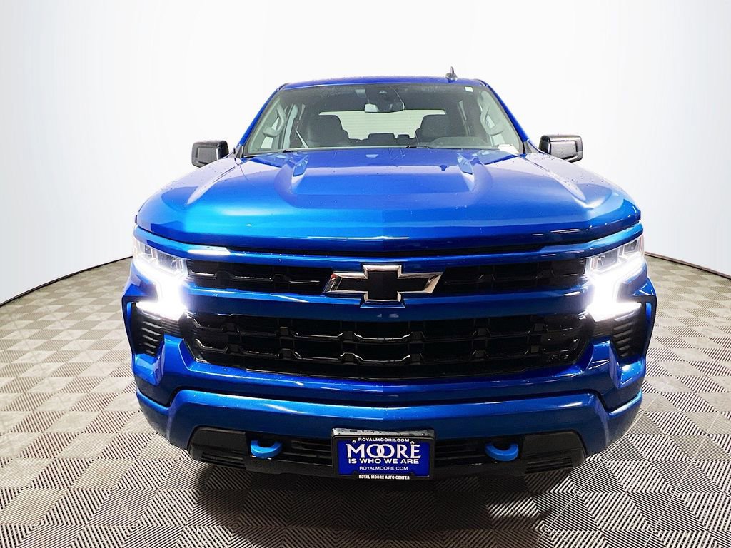 Used 2022 Chevrolet Silverado 1500 RST AWD/4WD image 2