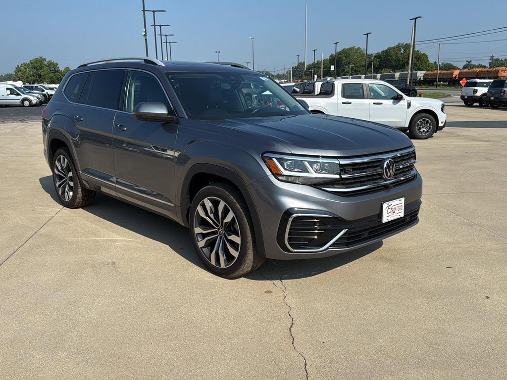 Used 2022 Volkswagen Atlas SEL Premium image 8