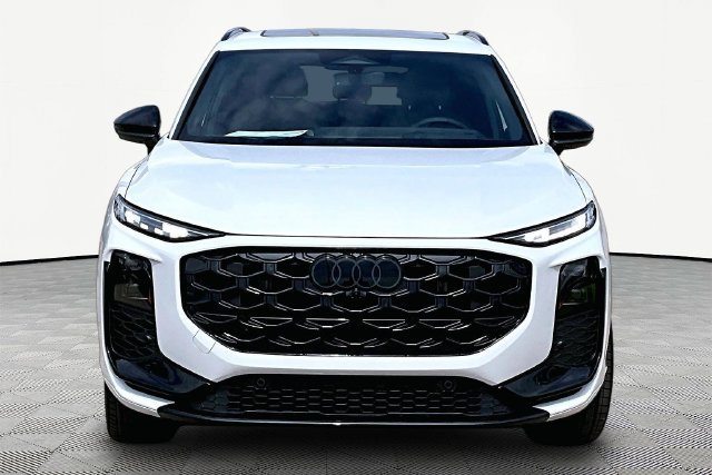 New 2026 Audi Q3 quattro 2.0T AWD/4WD image 3
