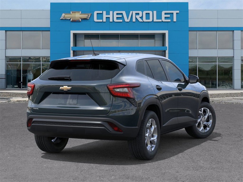 New 2026 Chevrolet Trax LS w/ LS Convenience Package image 4