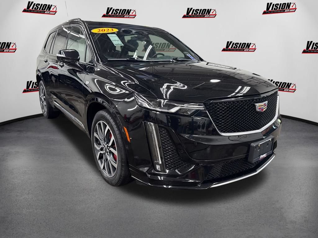 Used 2023 Cadillac XT6 Sport AWD/4WD image 3