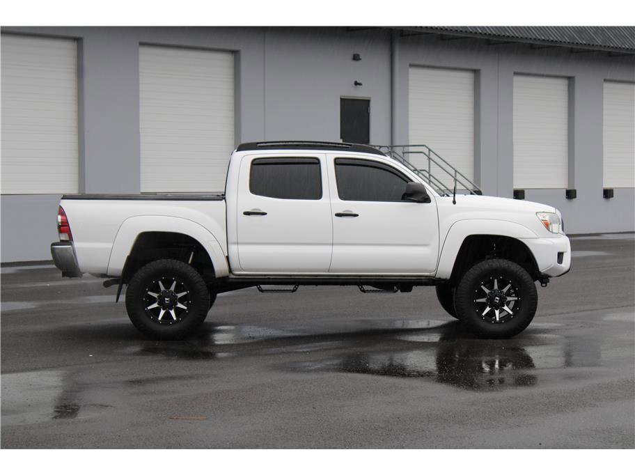 Used 2015 Toyota Tacoma 4x4 Double Cab image 4