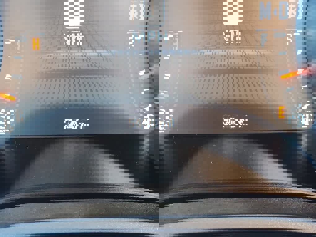 Used 2023 Dodge Challenger SXT w/ Blacktop Package image 14