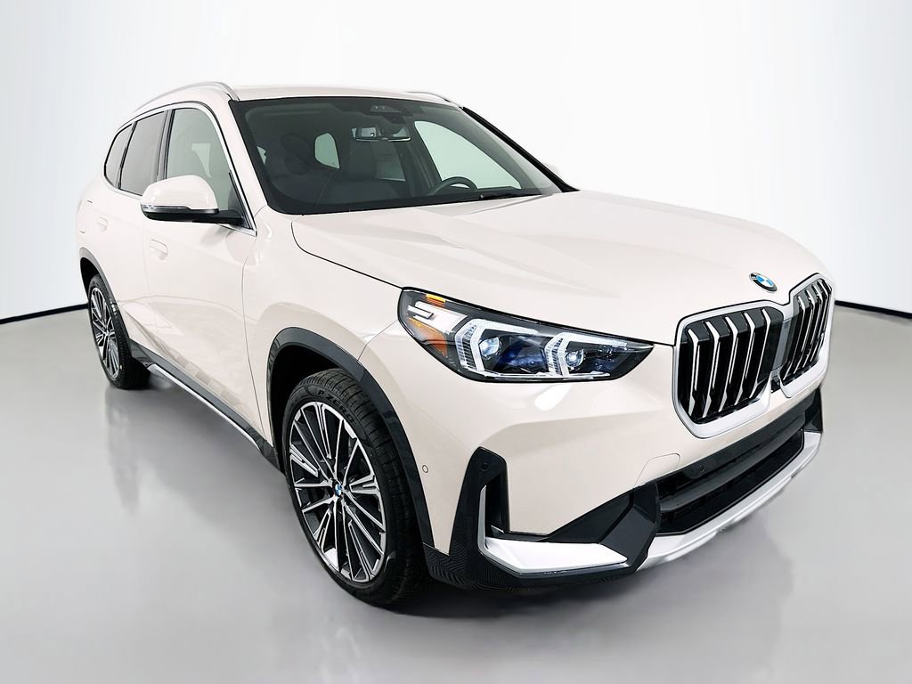 New 2026 BMW X1 xDrive28i w/ Technology Package image 3