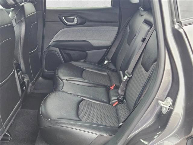 Used 2024 Jeep Compass Latitude AWD/4WD image 18