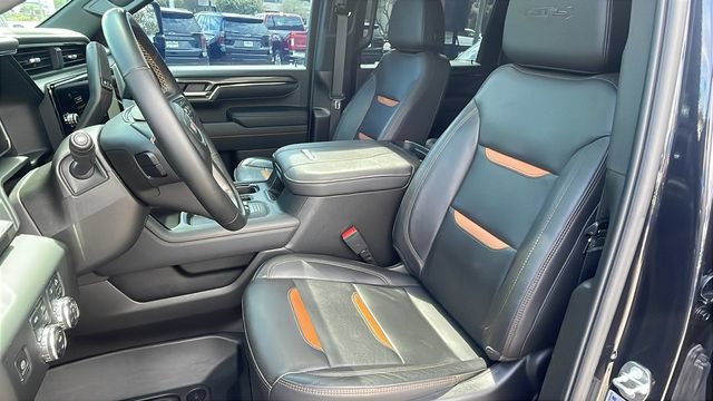 Used 2024 GMC Sierra 3500 AT4 w/ AT4 Premium Plus Package AWD/4WD image 14