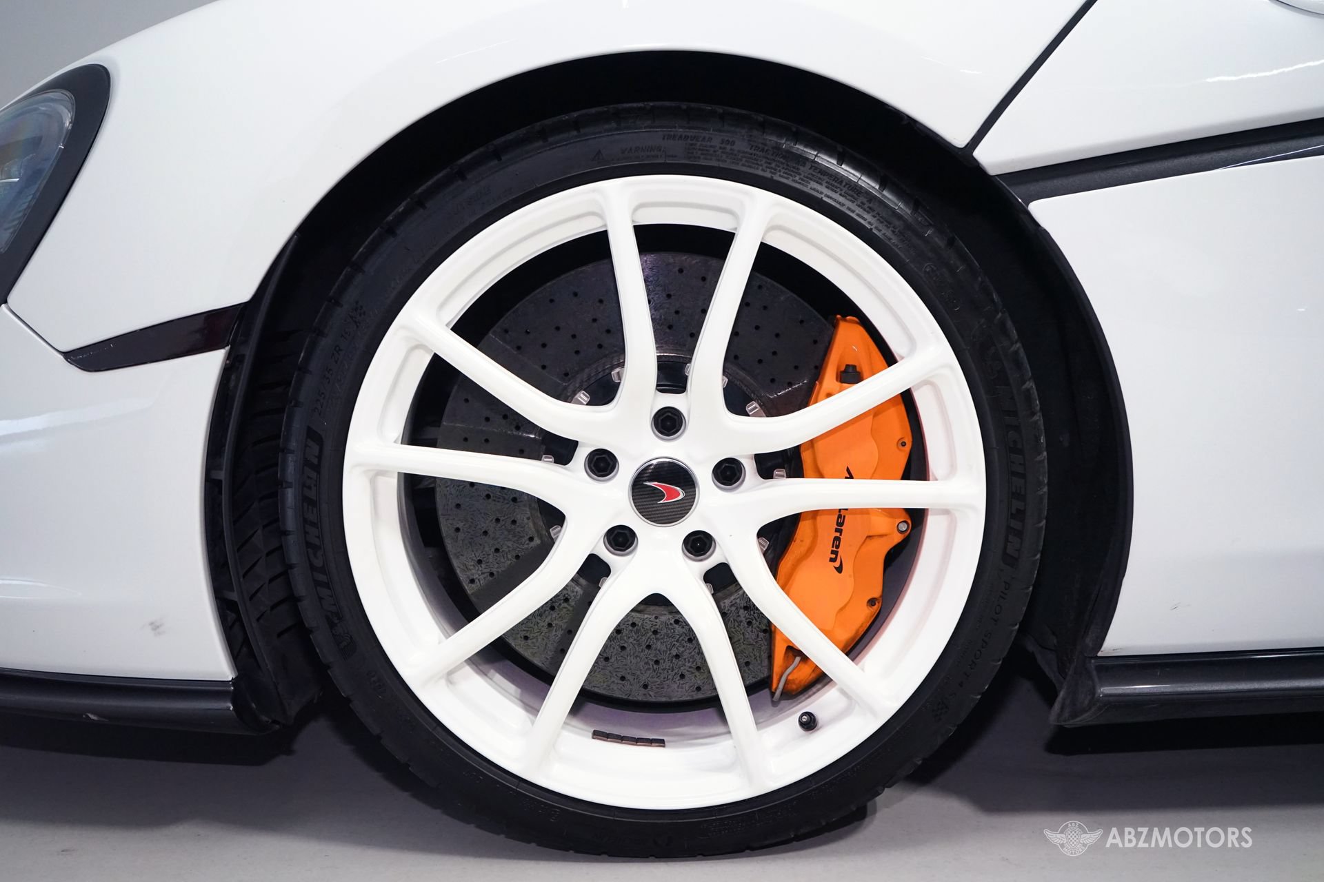 Used 2018 McLaren 570S Coupe RWD image 29
