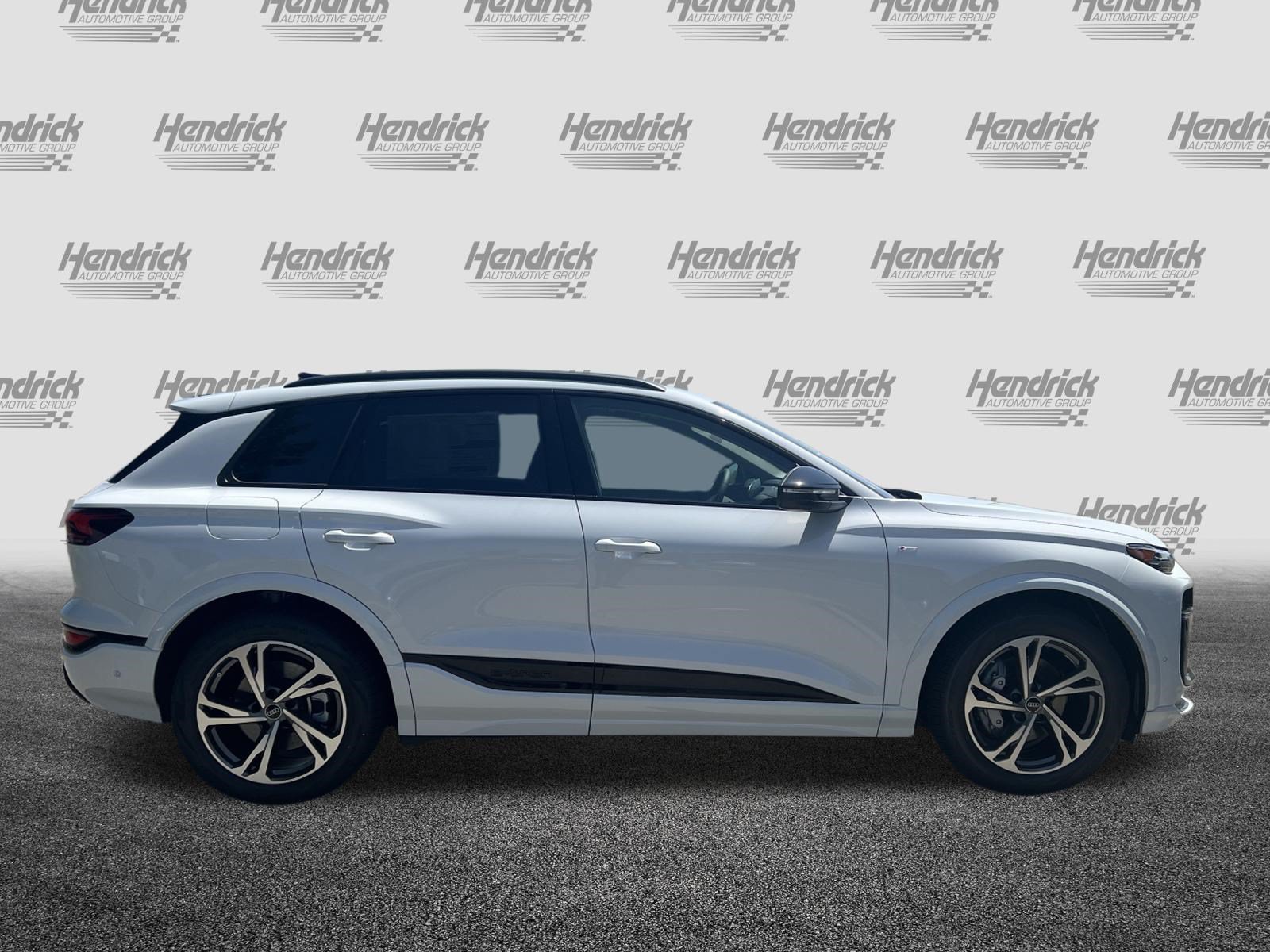New 2027 Audi Q6 e-tron Prestige AWD/4WD image 10