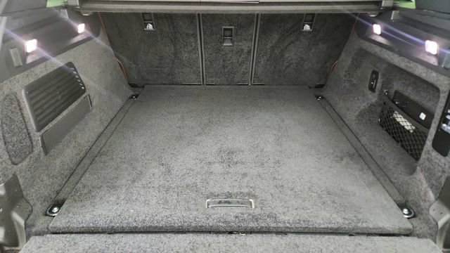 Used 2023 Land Rover Range Rover SE image 15