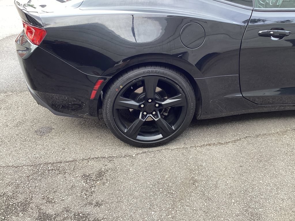 Used 2018 Chevrolet Camaro LT w/ RS Package RWD image 21