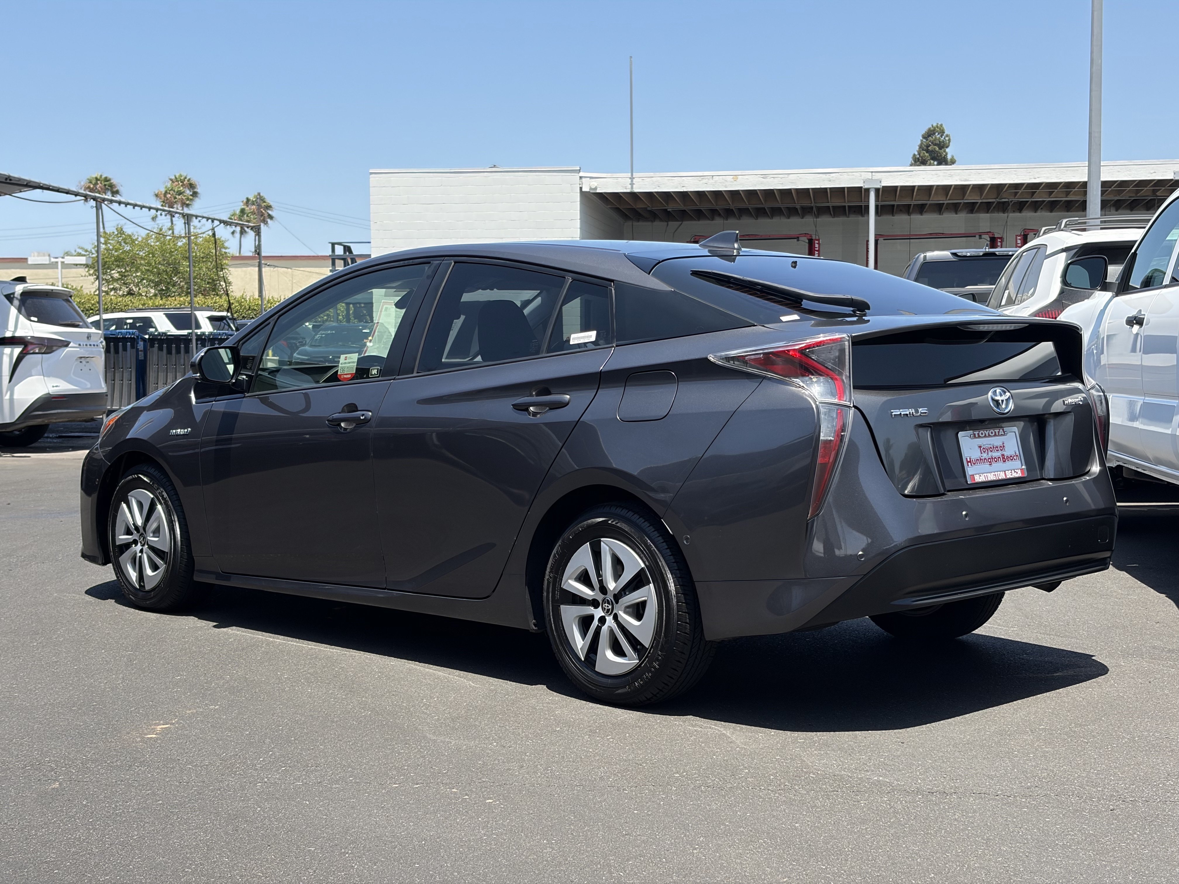Certified 2018 Toyota Prius Two w/ Prius Two Safety Plus Package FWD image 5