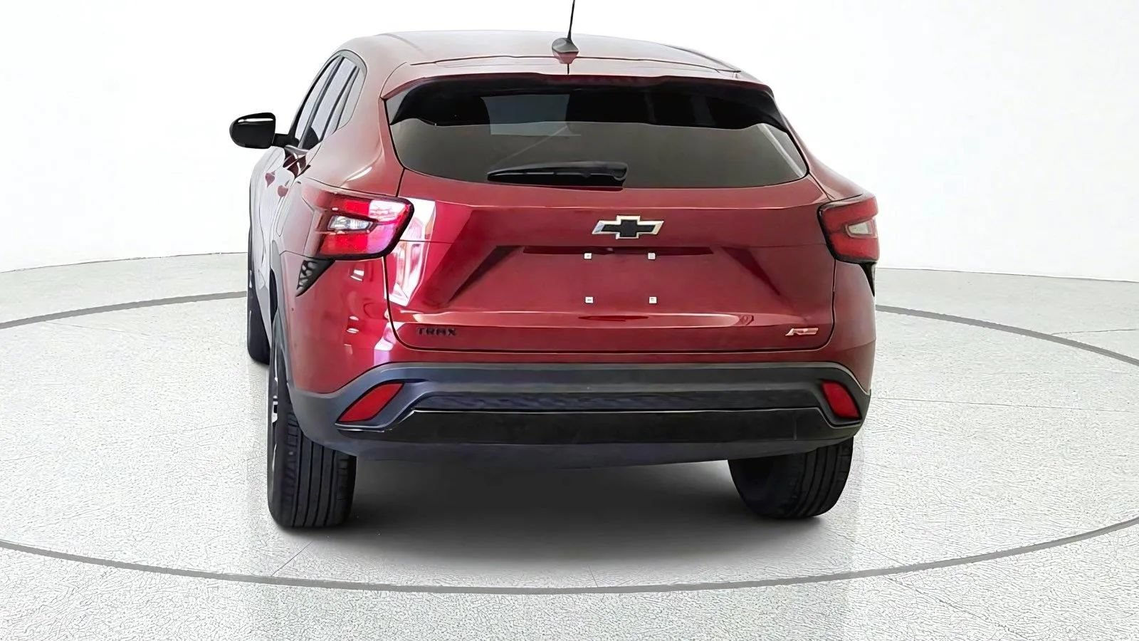 Used 2025 Chevrolet Trax RS w/ Driver Confidence Package FWD image 7