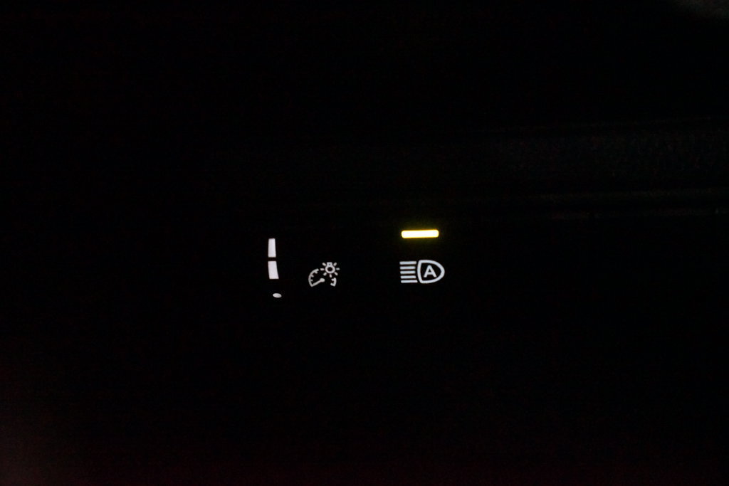 Used 2026 Toyota Corolla LE FWD image 22