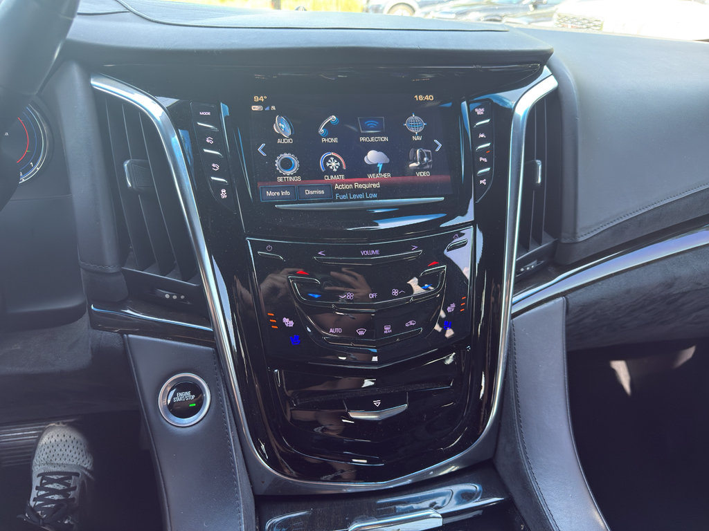 Used 2018 Cadillac Escalade Platinum AWD/4WD image 8