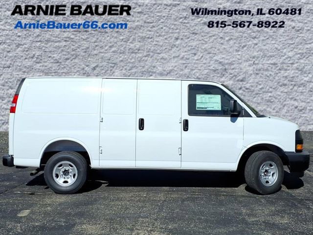 New 2025 GMC Savana 2500 w/ Enhanced Convenience Package image 4