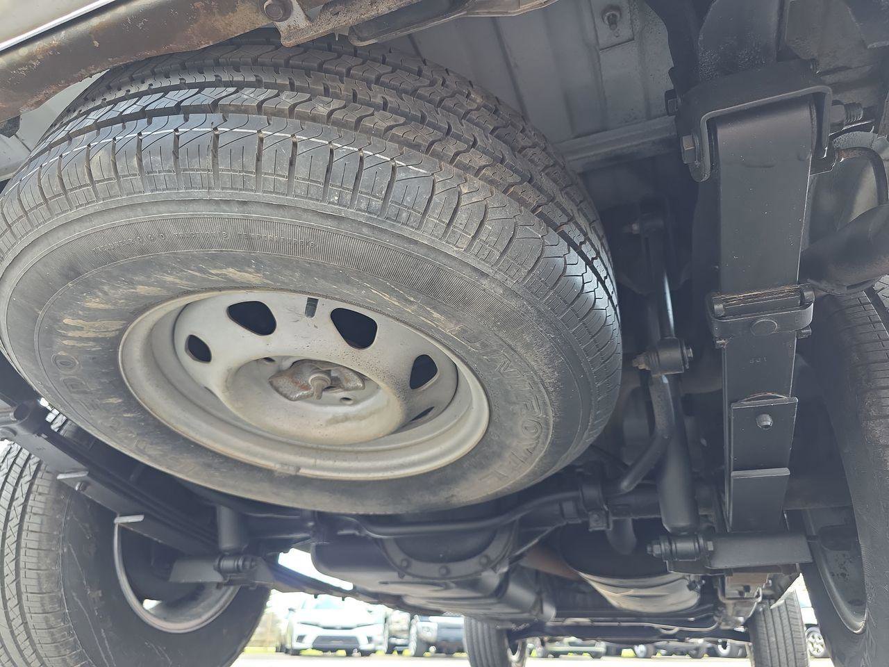 Used 2002 Chevrolet Blazer LS w/ Preferred Equipment Group image 31