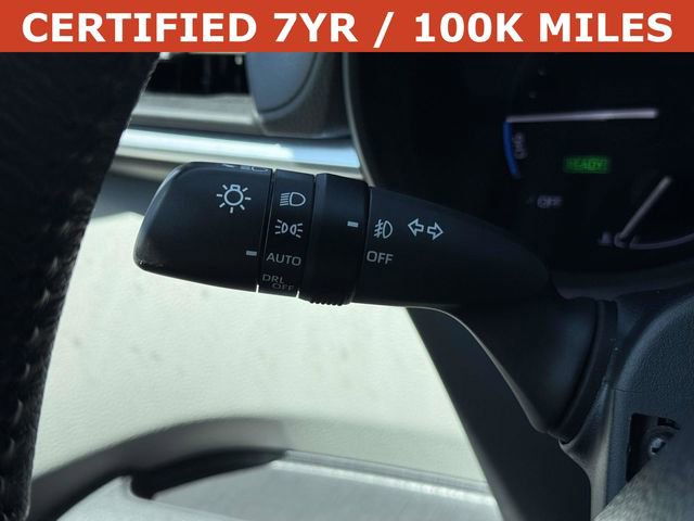 Used 2023 Toyota Sienna XLE FWD image 26