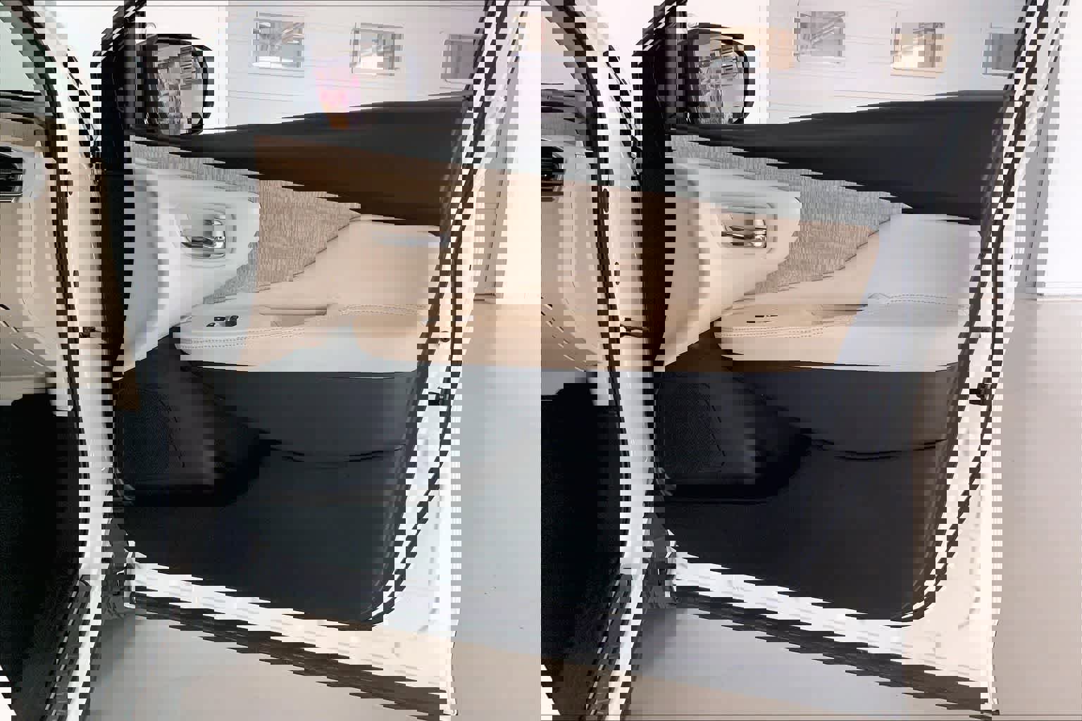 Used 2020 Nissan Murano SL image 25