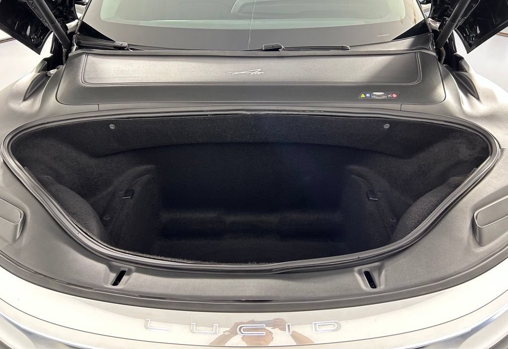 Used 2025 Lucid Air Touring AWD/4WD image 35