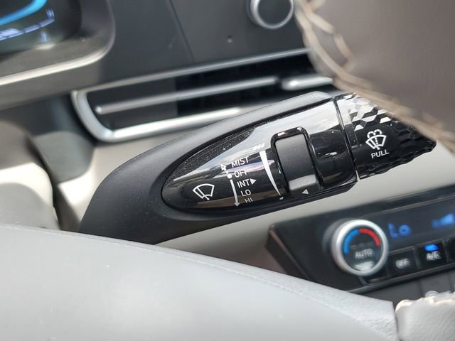 Used 2026 Hyundai Elantra Sport image 21