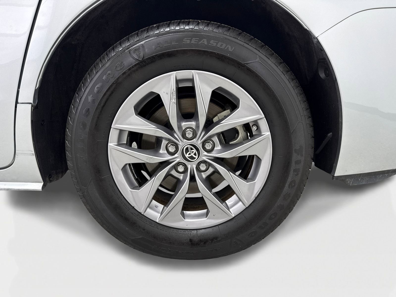 Used 2021 Toyota Sienna LE FWD image 50