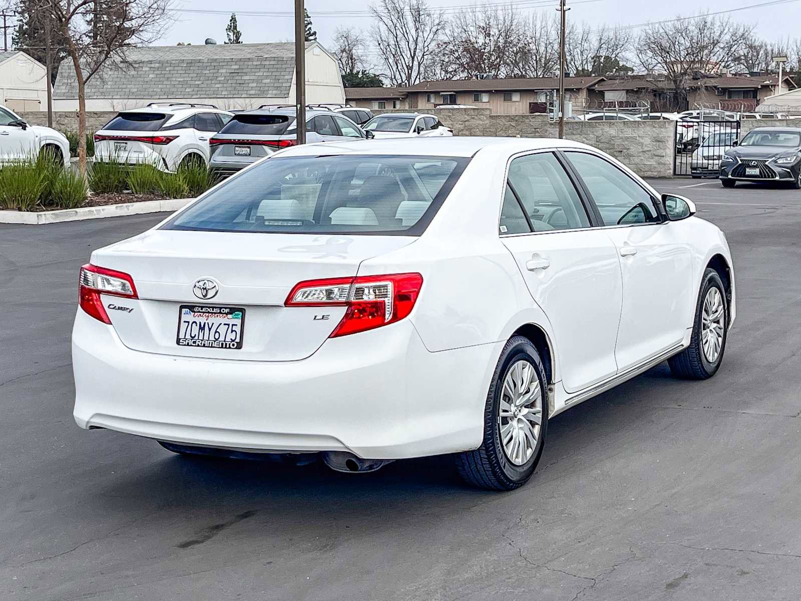 Used 2013 Toyota Camry SE image 4
