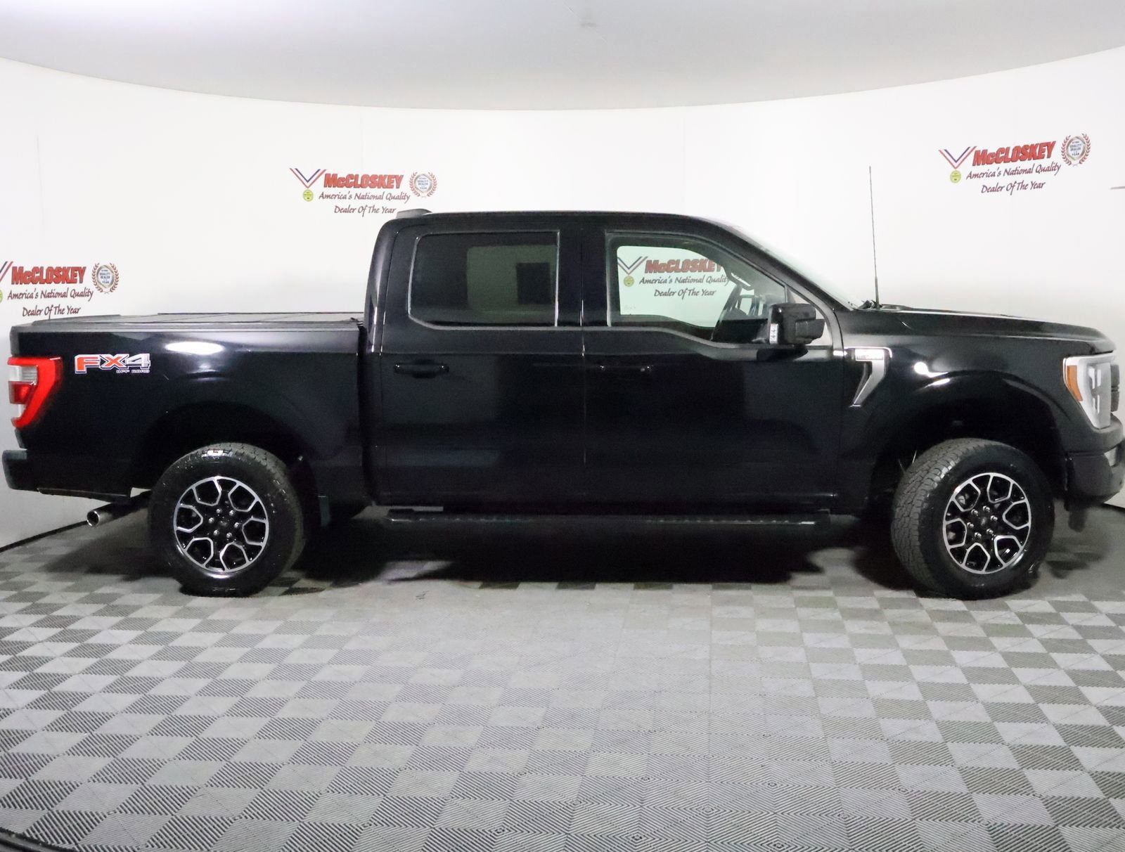 Used 2022 Ford F150 Lariat w/ Equipment Group 502A High image 5