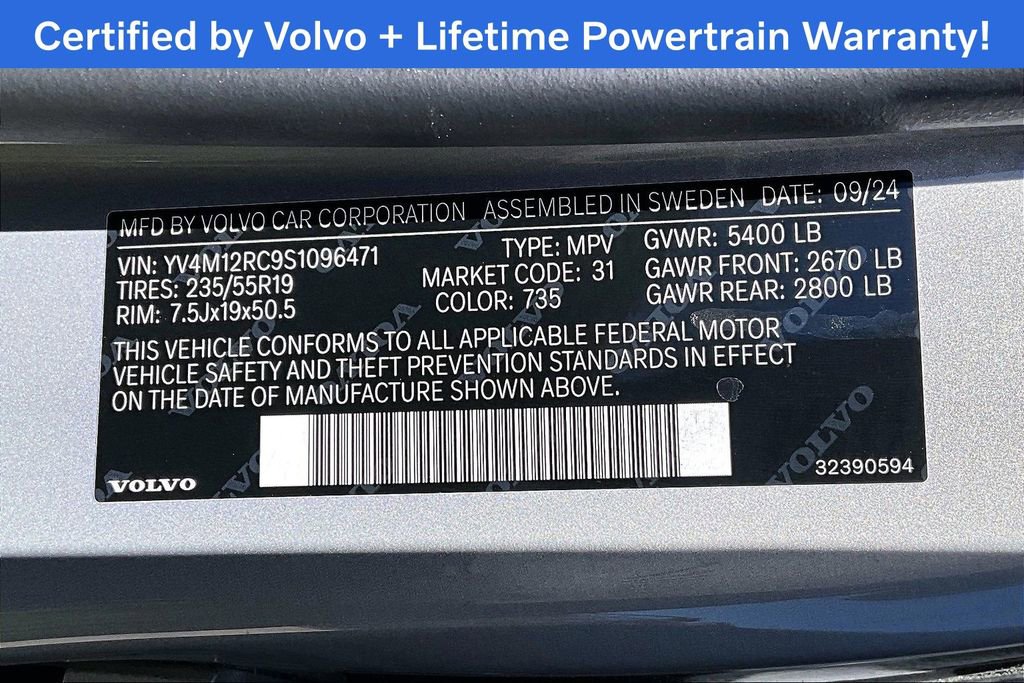 Used 2025 Volvo XC60 B5 Plus image 45