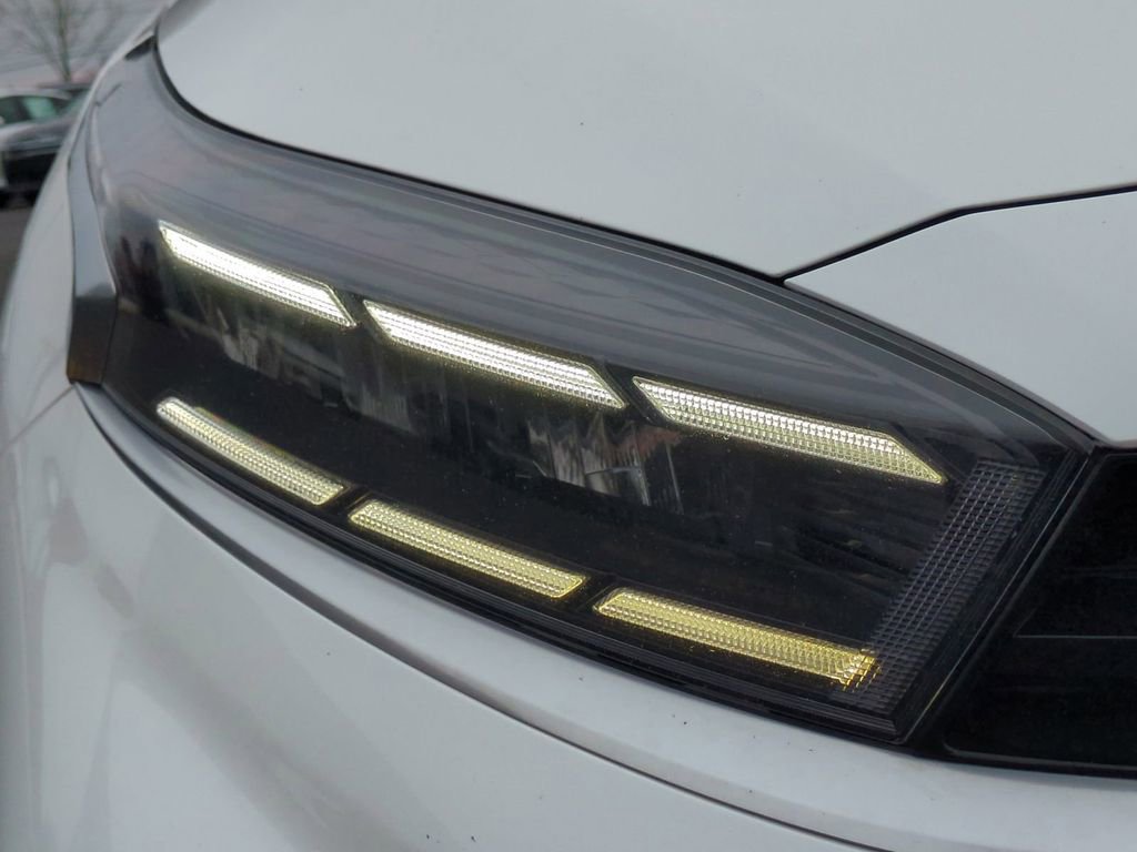 Used 2023 Kia Forte GT image 10