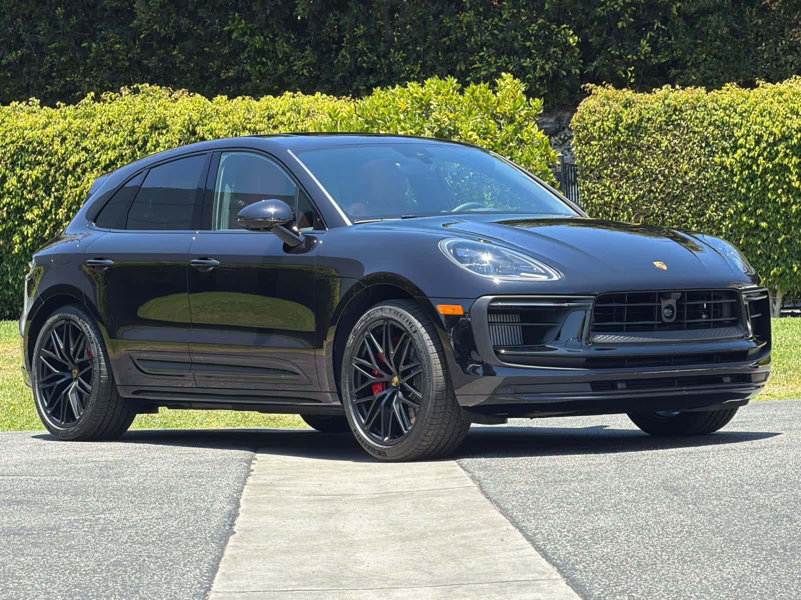 New 2026 Porsche Macan GTS AWD/4WD image 10