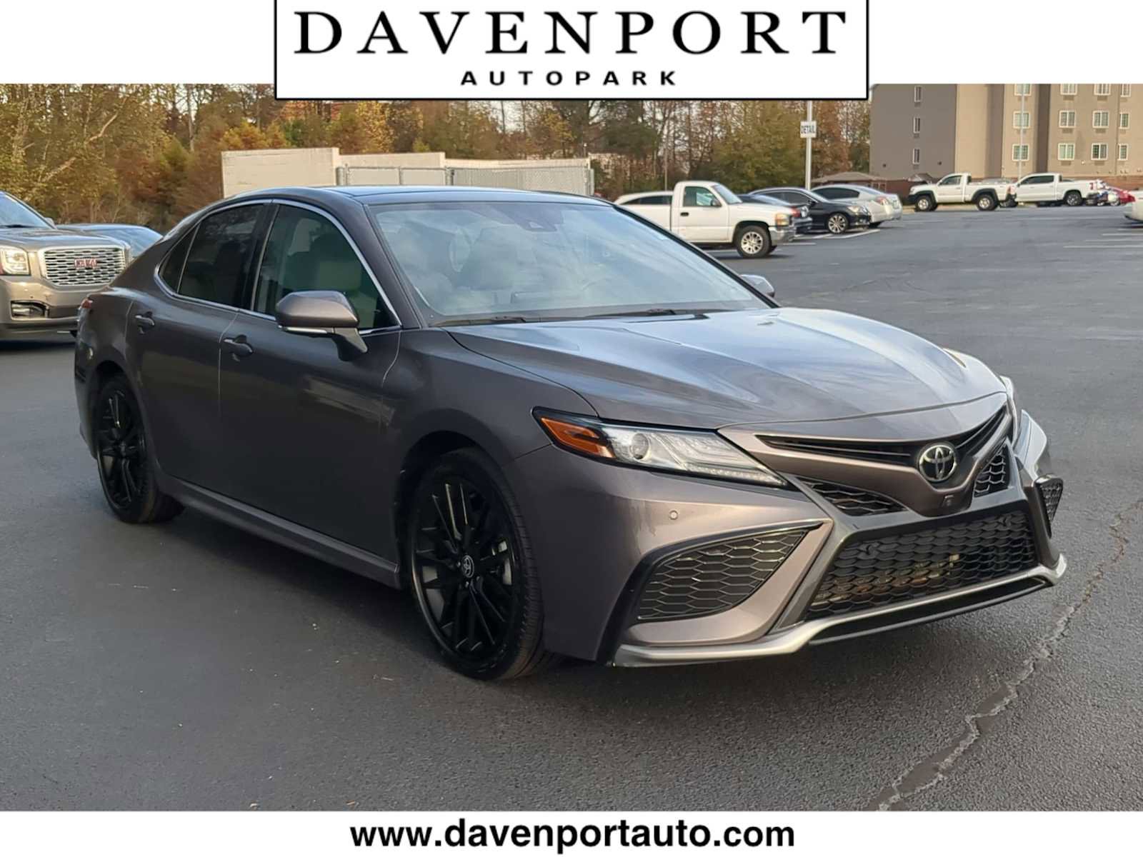 Used 2022 Toyota Camry XSE w/ Navigation Package image 1