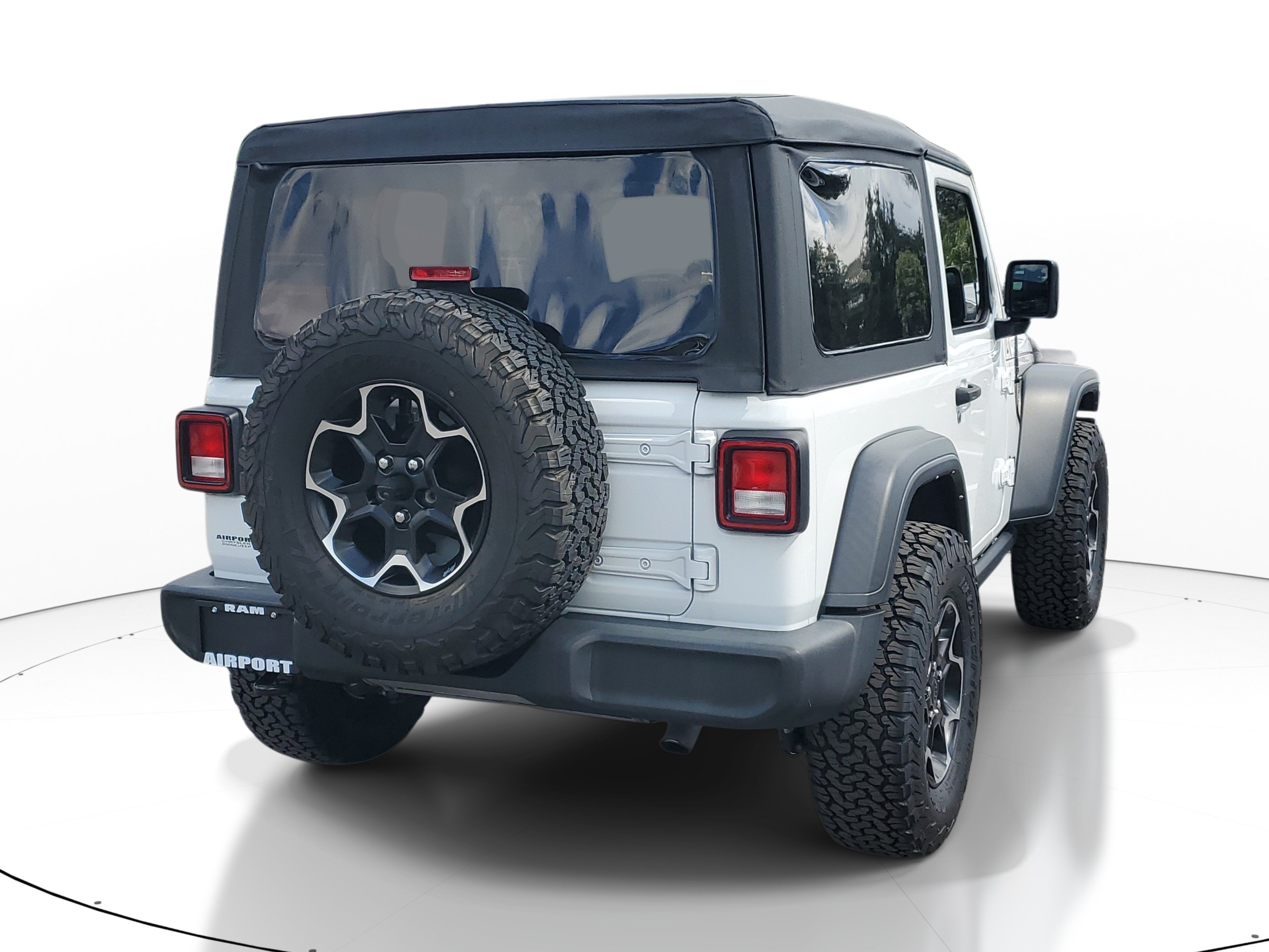Used 2021 Jeep Wrangler Sport AWD/4WD image 6