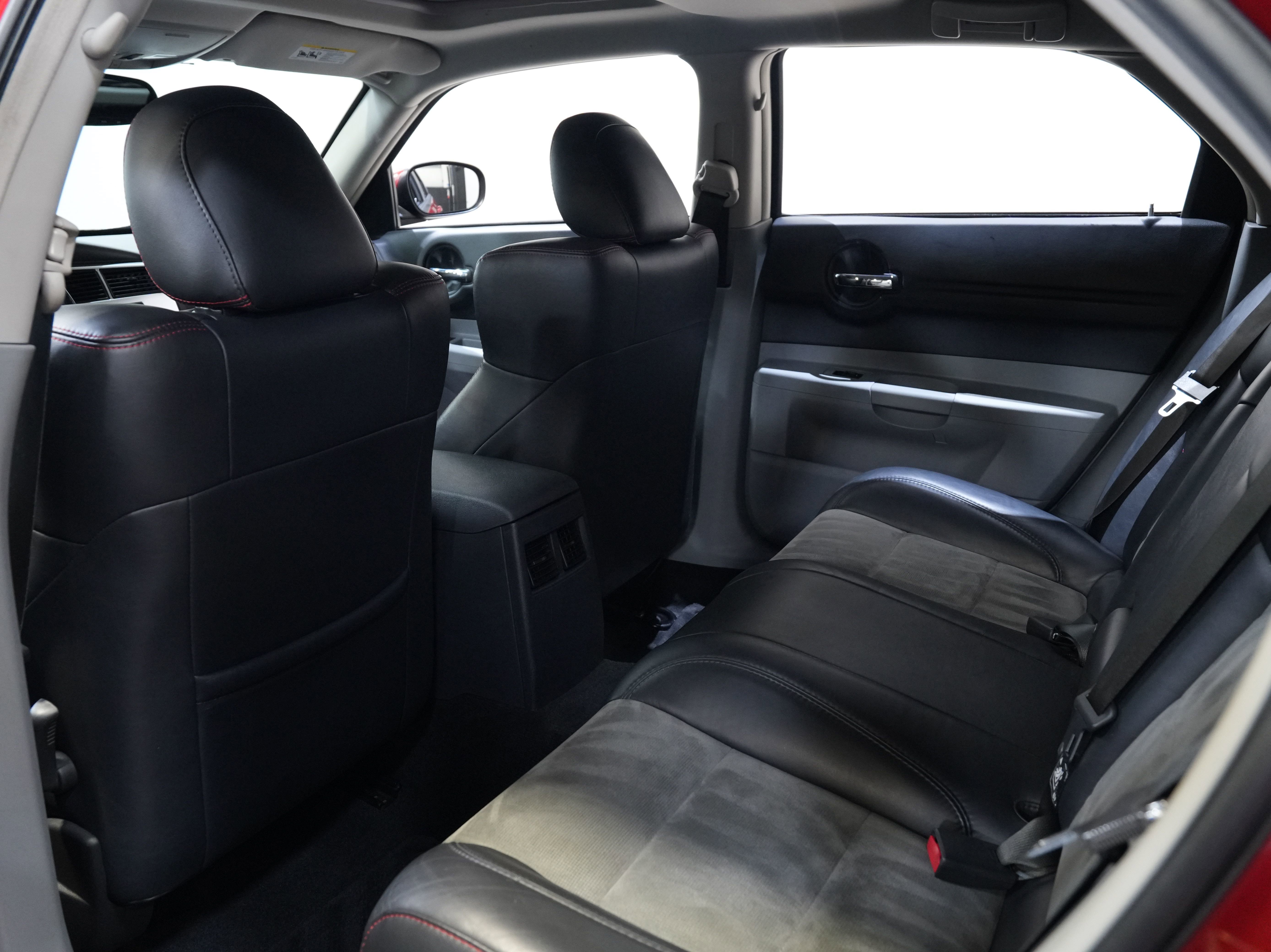 Used 2006 Dodge Magnum SRT8 w/ SRT Option Group III RWD image 37