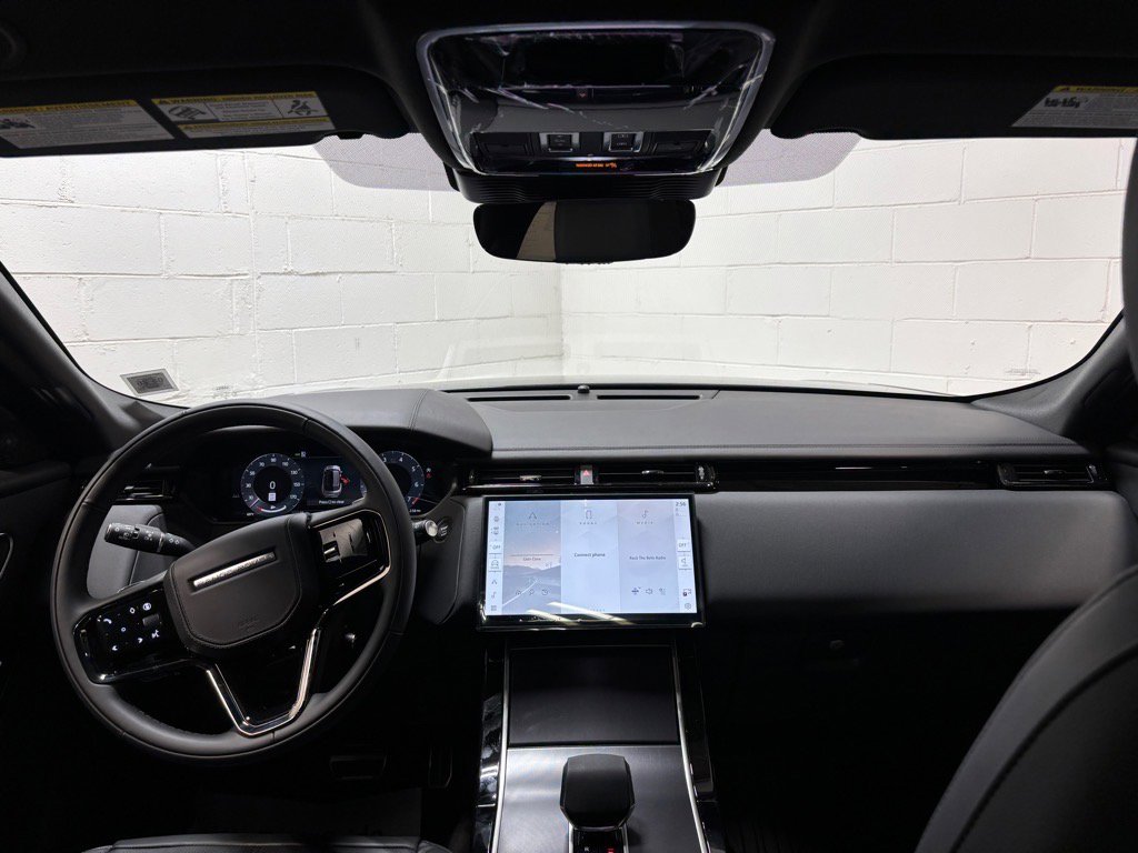 New 2026 Land Rover Range Rover Velar Dynamic SE image 35