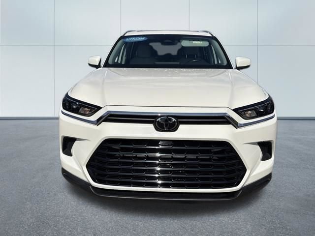 Used 2024 Toyota Grand Highlander XLE image 13