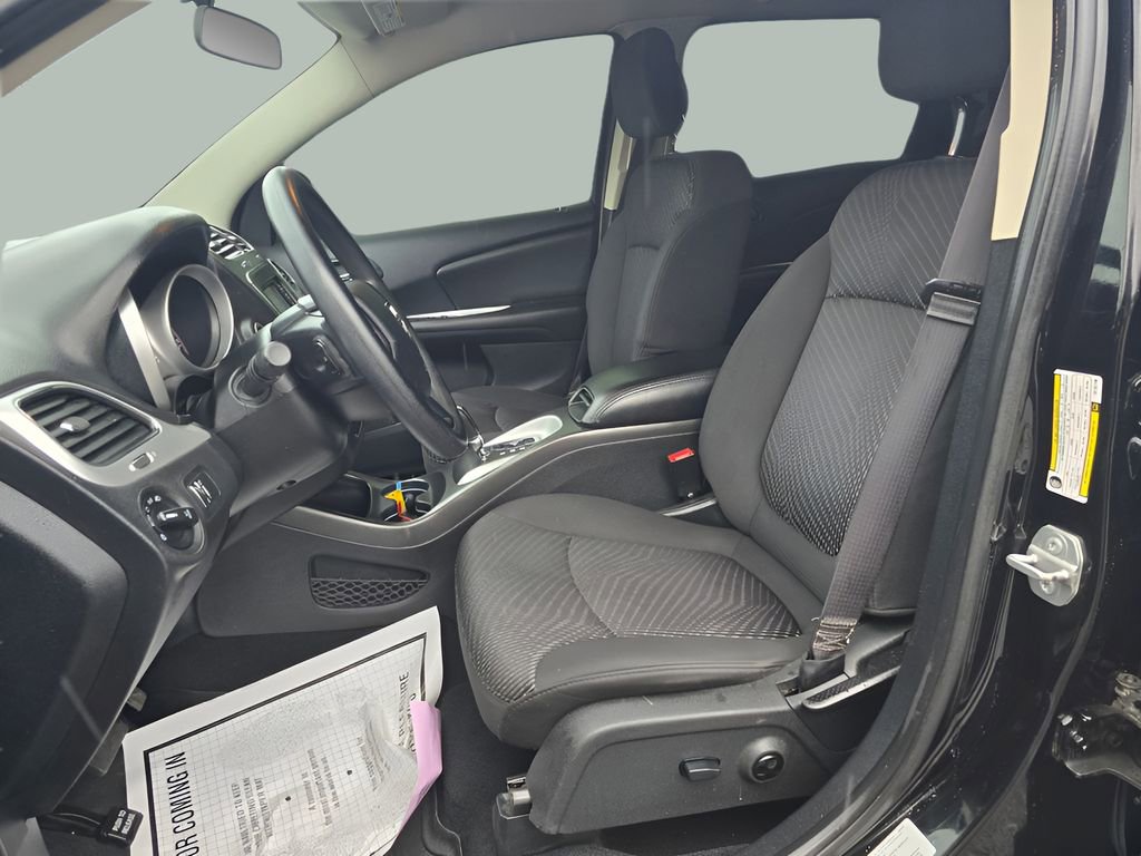 Used 2016 Dodge Journey SXT w/ Comfort/Convenience Group image 10