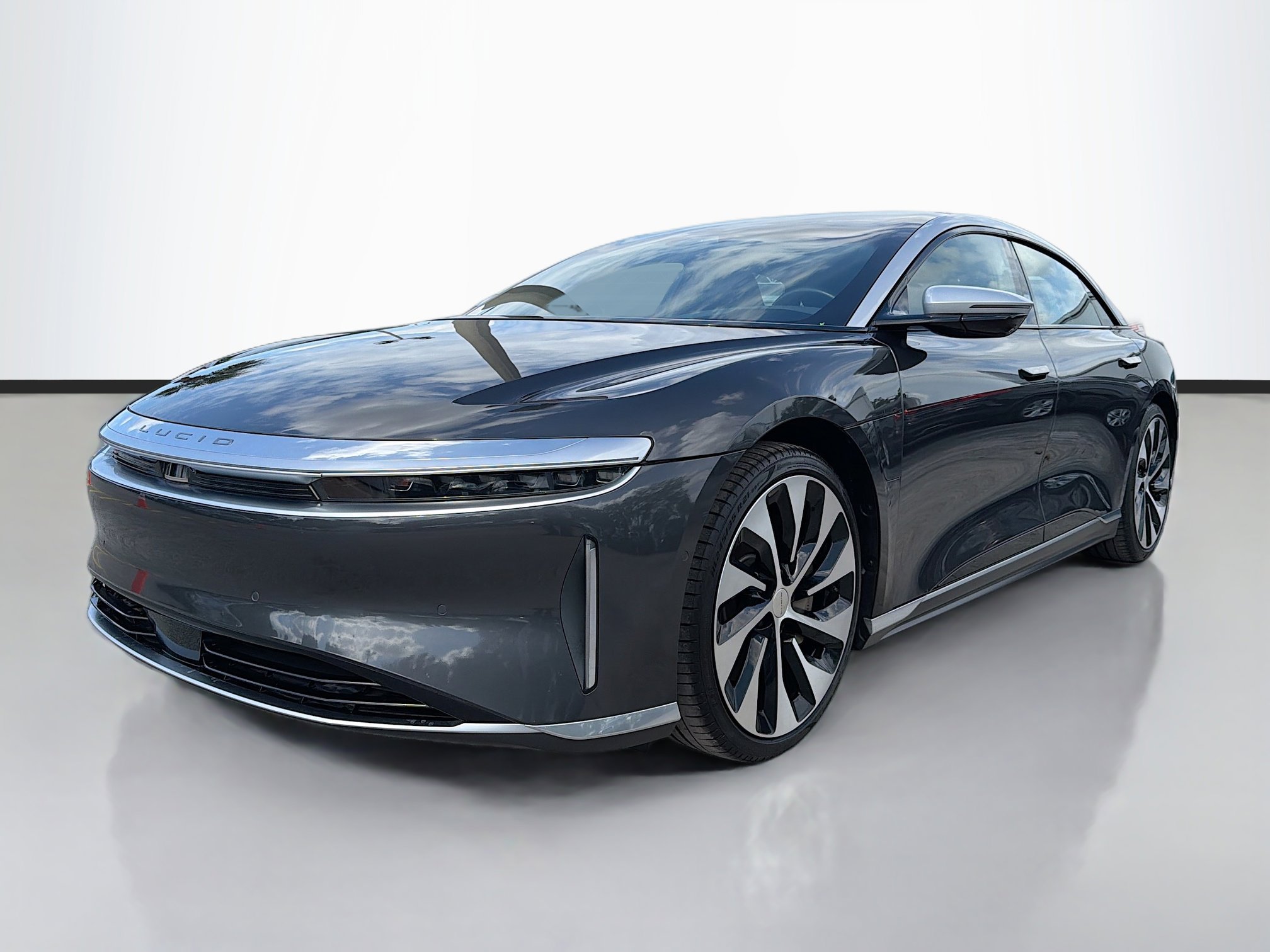 Used 2023 Lucid Air Grand Touring image 7