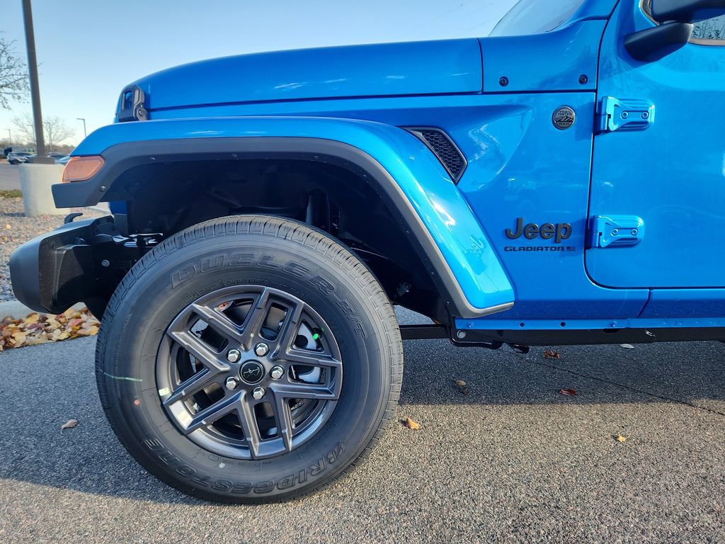 New 2026 Jeep Gladiator Sport image 6