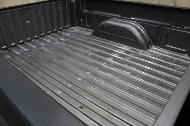 Used 2006 Chevrolet Silverado 2500 W/T w/ Heavy-Duty Power Package image 12