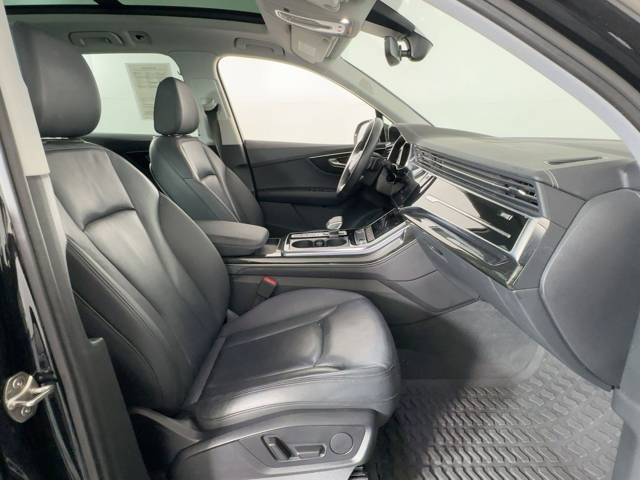 Used 2023 Audi Q7 3.0T Premium Plus image 31