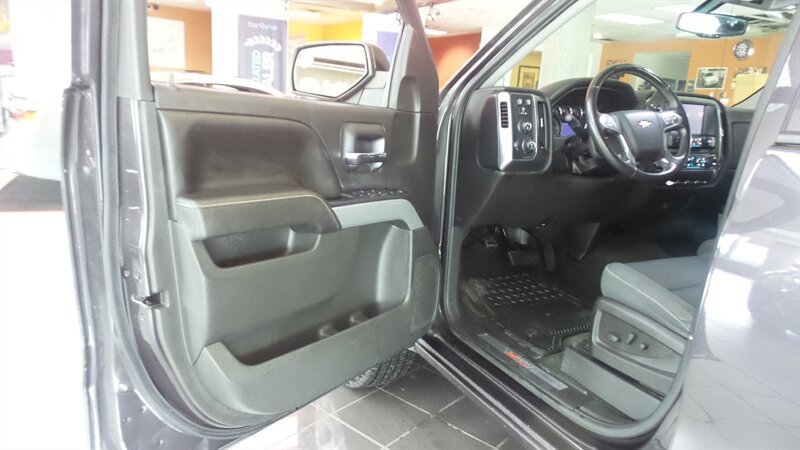 Used 2016 Chevrolet Silverado 1500 LT w/ All Star Edition AWD/4WD image 7