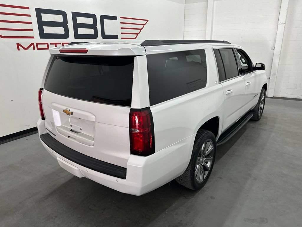 Used 2020 Chevrolet Suburban LT w/ Luxury Package RWD image 8